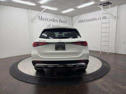 2026 Mercedes-Benz GLC 300 Base 4MATIC