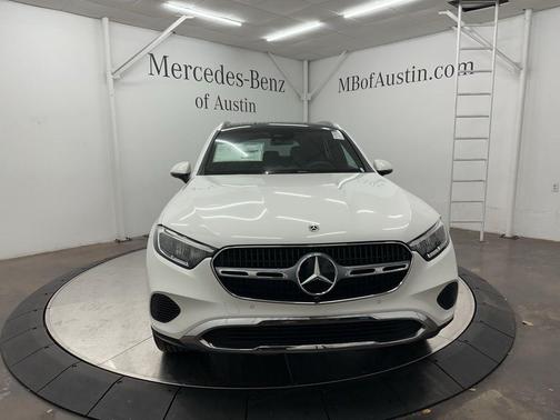 2026 Mercedes-Benz GLC 300 Base