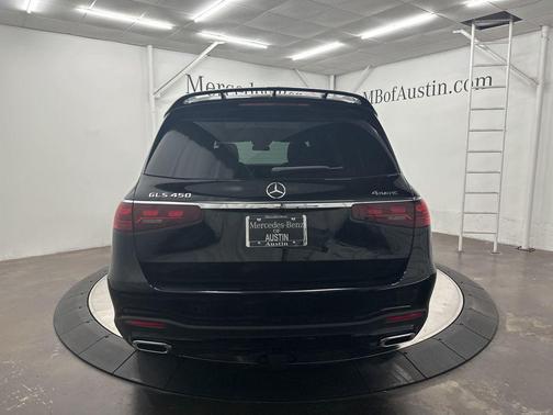 2026 Mercedes-Benz GLS 450 4MATIC