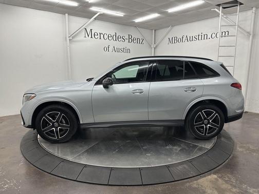 2026 Mercedes-Benz GLC 300 Base