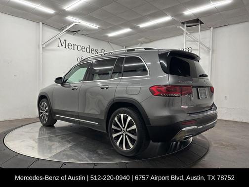 Gray 2023 Mercedes-Benz GLB 250 Base