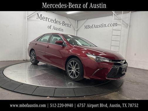 Pearl 2016 Toyota Camry XSE