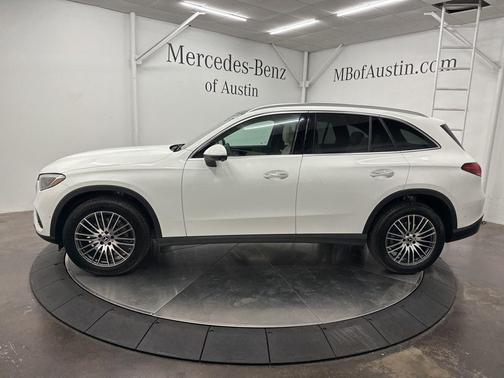 2026 Mercedes-Benz GLC 300 Base 4MATIC