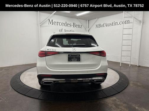 2025 Mercedes-Benz GLC 300 Base