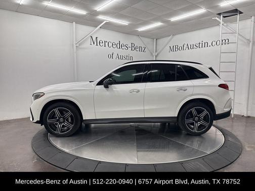 2025 Mercedes-Benz GLC 300 Base