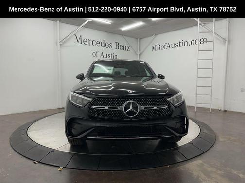 2025 Mercedes-Benz GLC 300 Base