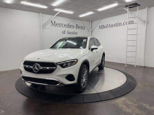 2026 Mercedes-Benz GLC 300 Base
