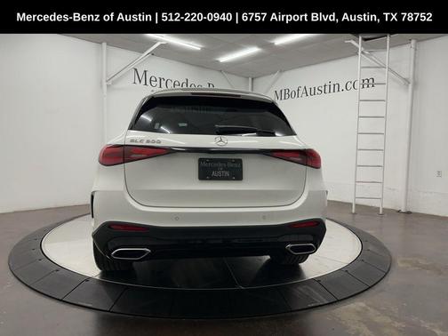 2025 Mercedes-Benz GLC 300 Base