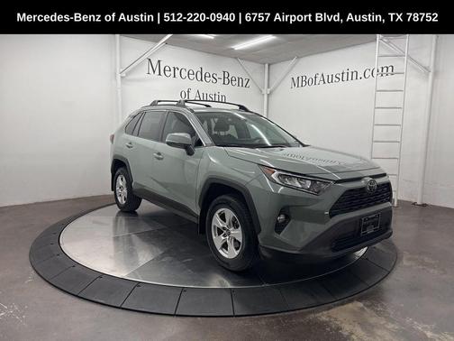 2020 Toyota RAV4 XLE