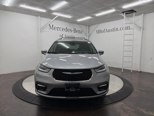 2021 Chrysler Pacifica Hybrid Touring L