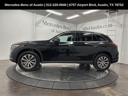 2025 Mercedes-Benz GLC 300 Base