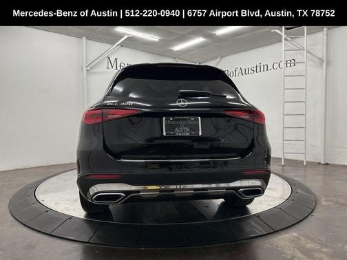 2025 Mercedes-Benz GLC 300 Base
