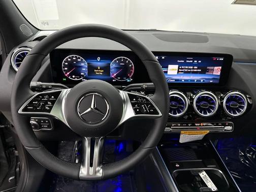 2025 Mercedes-Benz GLA 250 Base