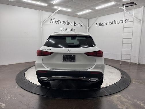 2026 Mercedes-Benz GLA 250 Base