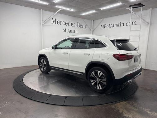 2026 Mercedes-Benz GLA 250 Base
