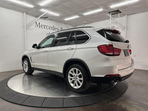 Alpine White 2016 BMW X5 xDrive35i