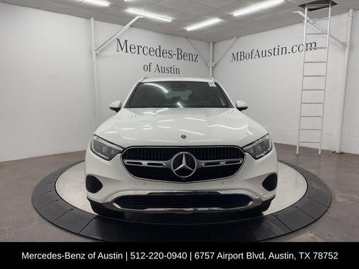 2025 Mercedes-Benz GLC 300 Base