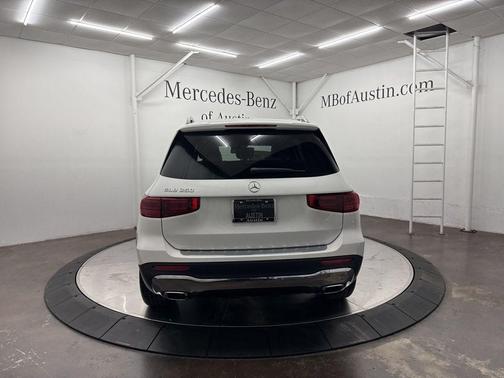 2026 Mercedes-Benz GLB 250 Base