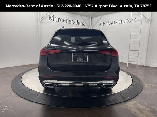 2025 Mercedes-Benz GLC 300 Base