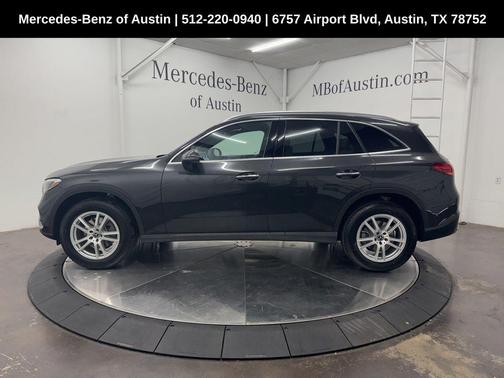 2025 Mercedes-Benz GLC 300 Base