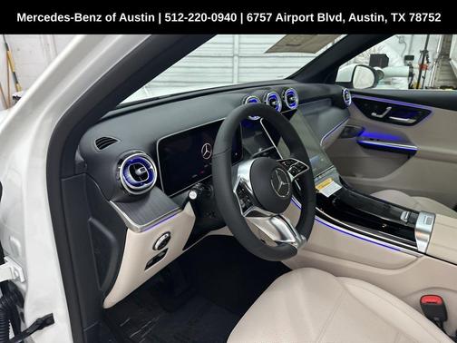 2025 Mercedes-Benz GLC 300 Base