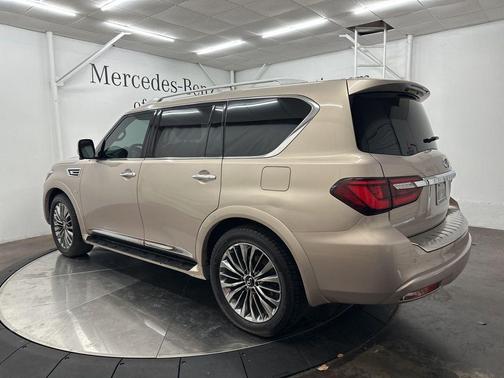 2018 INFINITI QX80 Base