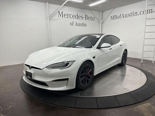 2022 Tesla Model S Plaid