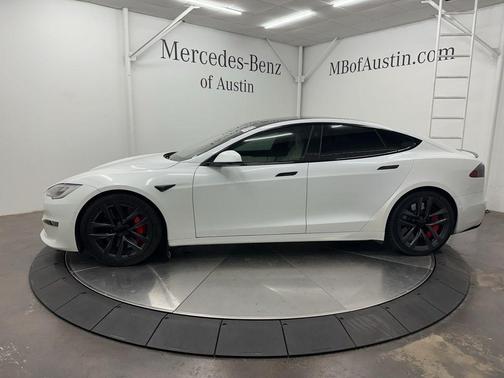 2022 Tesla Model S Plaid