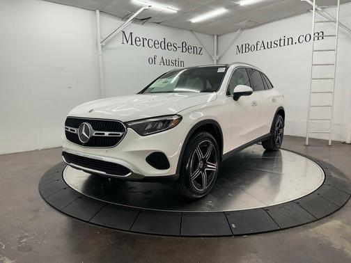 Polar White 2026 Mercedes-Benz GLC 300 Base