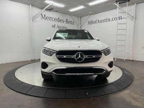 Polar White 2026 Mercedes-Benz GLC 300 Base