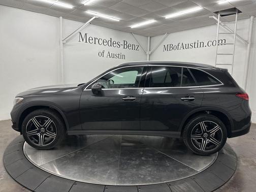 2026 Mercedes-Benz GLC 300 Base