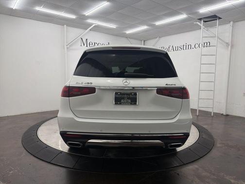 2026 Mercedes-Benz GLS 450 4MATIC