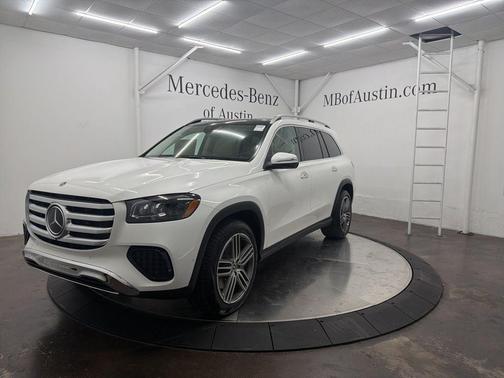 2026 Mercedes-Benz GLS 450 4MATIC