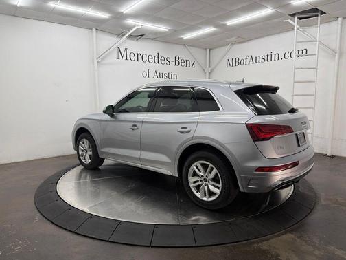 Florett Silver Metallic 2024 Audi Q5 45 S line quattro Premium