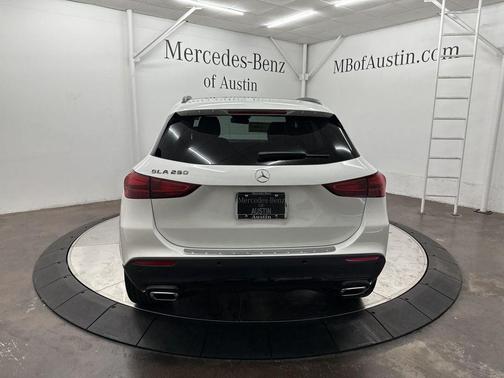 2026 Mercedes-Benz GLA 250 Base