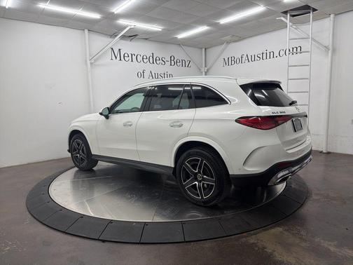 Polar White 2026 Mercedes-Benz GLC 300 Base 4MATIC