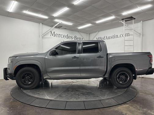 Gun Metallic 2022 Nissan Frontier S