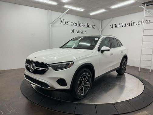 2026 Mercedes-Benz GLC 300 Base