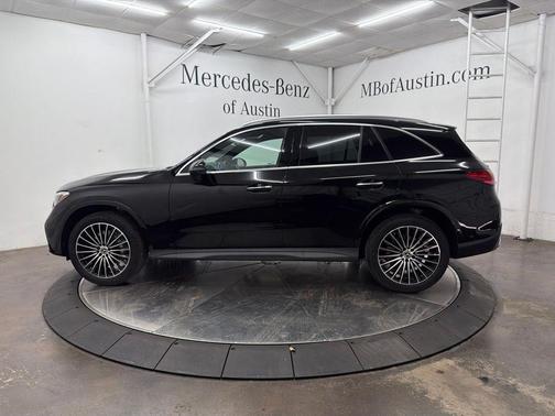 Black 2026 Mercedes-Benz GLC 300 Base