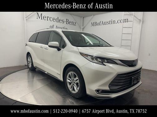2021 Toyota Sienna Limited