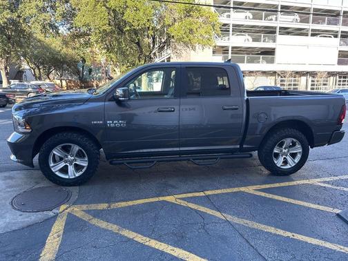 2016 RAM 1500 Sport