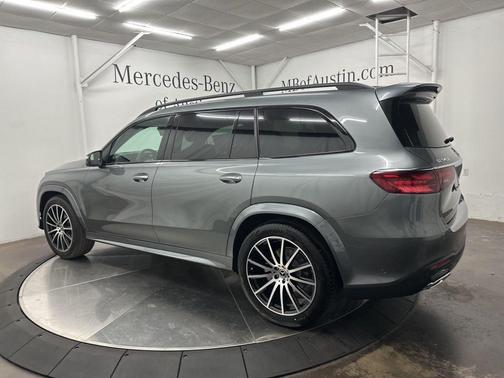 2026 Mercedes-Benz GLS 450