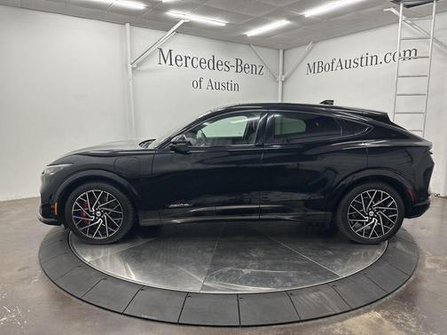 2022 Ford Mustang Mach-E GT