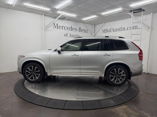2018 Volvo XC90 T6 Momentum