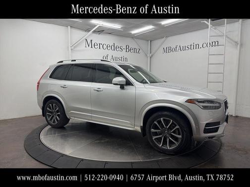 2018 Volvo XC90 T6 Momentum