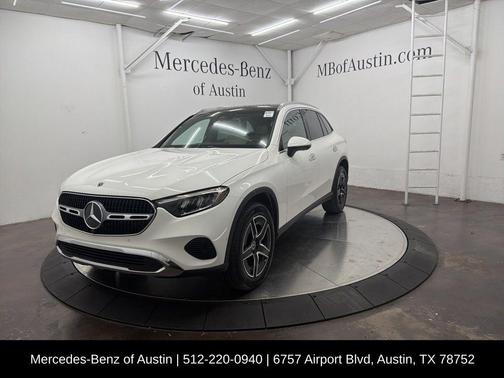 Polar White 2026 Mercedes-Benz GLC 300 Base