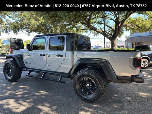 2020 Jeep Gladiator Sport