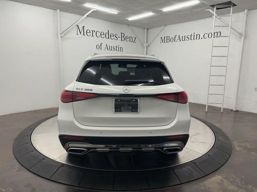 2026 Mercedes-Benz GLC 300 Base