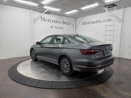Platinum Gray Metallic 2019 Volkswagen Jetta 1.4T SE