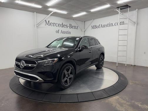 2026 Mercedes-Benz GLC 300 Base